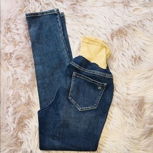 Jessica Simpson maternity jeans